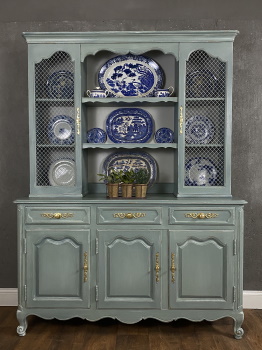 French provincial 2 piece hutch